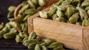 Il cardamomo: proprietà e utilizzi di questa spezia speciale