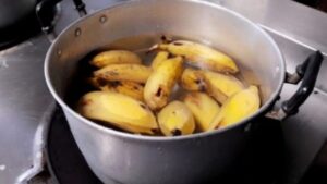 Lessate 3 banane prima di andare a letto: perché lo stanno facendo in tanti