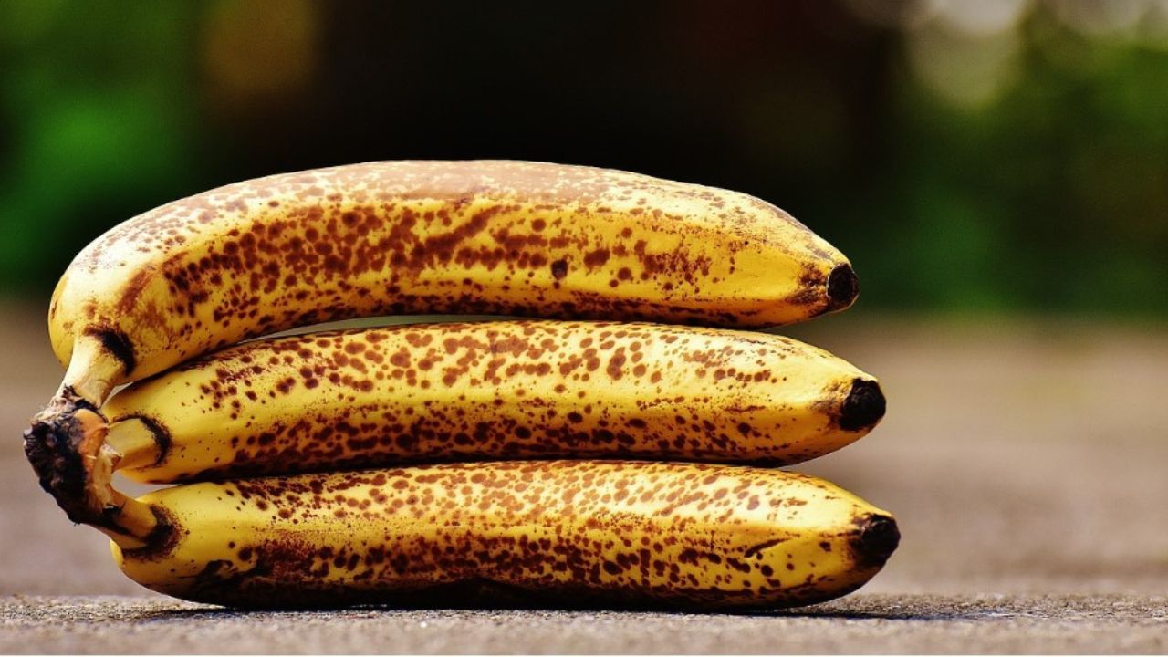 tre banane mature