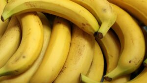 Banane, è meglio mangiarle acerbe o mature? La risposta è inaspettata