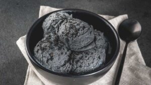 Gelato al sesamo nero, un’alternativa gustosa per ottenere tutti i benefici del sesamo